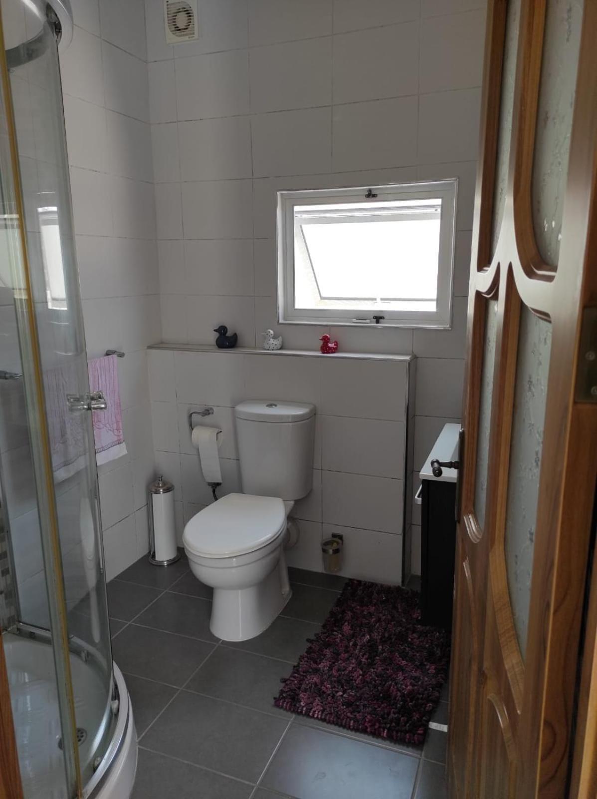 Studio Apartment With Private Terrace, Jacuzzi & Views Mosta Bilik gambar